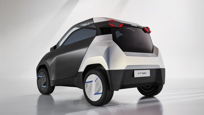 Charging-into-the-Future-Toyotas-Solar-Powered-FT-Me-Microcar